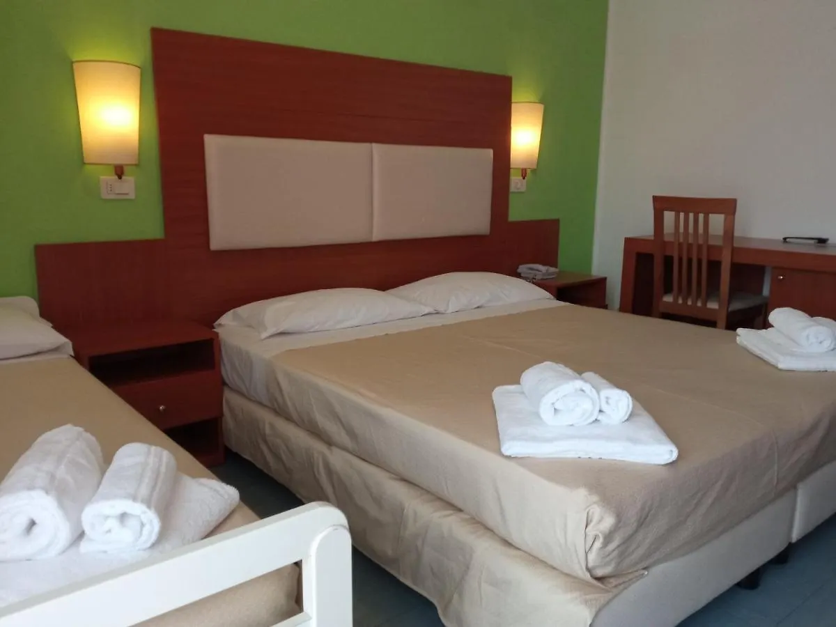 ***  Hotel Helios Beach Milano Marittima Italy