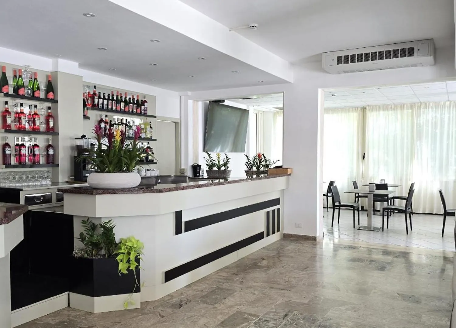 Hotel Helios Beach Milano Marittima 3*,